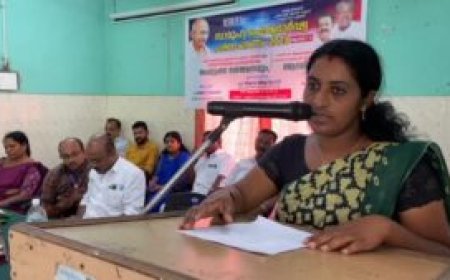 ഊരുമൂപ്പന്മാരുടെയും പ്രൊമോട്ടർമാരുടെയും സംയുക്ത സമ്മേളനവും ആദരിക്കലും