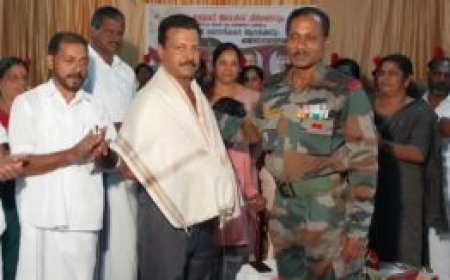 ധീരതയ്ക്കുള്ള അവാർഡ് നീരജ് നന്ദന് നൽകി