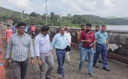 മുല്ലപ്പെരിയാർ അണക്കെട്ടിൽ കോടതി നിയോഗിച്ച അഞ്ചംഗ ഉപസമിതി സന്ദർശനം നടത്തി