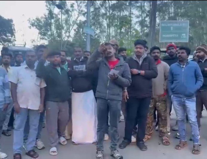 കൊളുക്കുമല ജീപ്പ് ഡ്രൈവർമാർ സമരത്തിൽ: ടേൺ സിസ്റ്റം പിൻവലിക്കണമെന്ന് ആവശ്യം