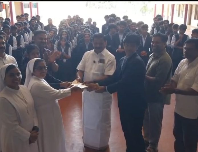 വിദ്യാര്‍ഥിയുടെ മജ്ജ മാറ്റിവയ്ക്കല്‍ ശസ്ത്രക്രിയ: ബിരിയാണി ചലഞ്ചിലൂടെ ഒരുലക്ഷം രൂപ സമാഹരിച്ച് കട്ടപ്പന മര്‍ച്ചന്റ്‌സ് യൂത്ത് വിങ്ങും ഓക്‌സീലിയം ഇംഗ്ലീഷ് മീഡിയം സ്‌കൂളും